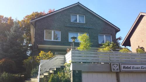 B&B Grevenbroich - Hotel Haus Kirsch - Bed and Breakfast Grevenbroich