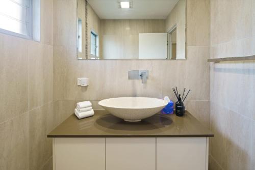 Home away from Home at Dicky Beach - image 4