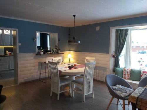 Big house Melbu,Vesterålen, short distance lofoten (Big house Melbu,Vesteralen, short distance lofoten) in Melbu