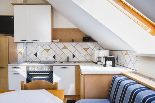 Kitchen, Gastehaus Pension Lang in Pfarrkirchen Im Muhlkreis