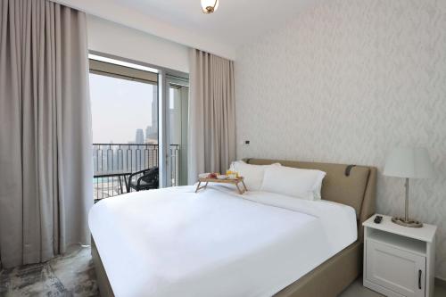 Livbnb-3BR Suite next to Dubai Mall with Burj View, Dubái (foto 4)