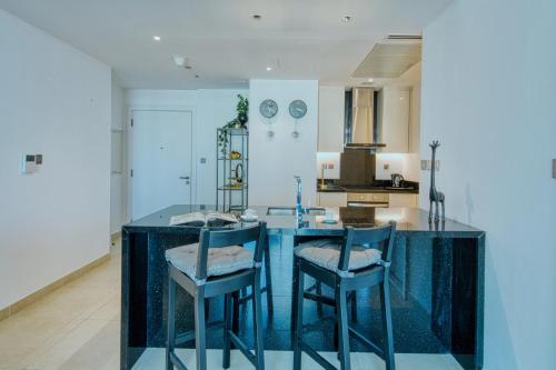 Luxury 1BR Apartment in Dubai Marina Gate, Dubái (foto 9)