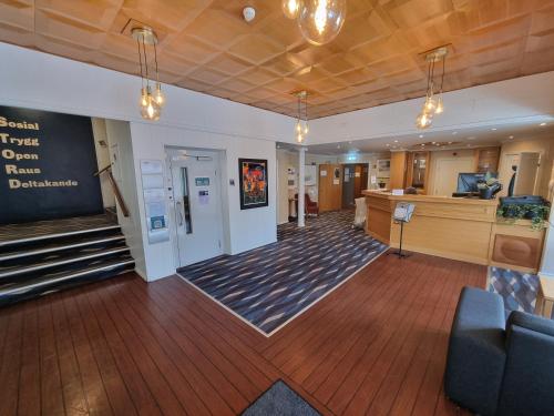 ล็อบบี้, Stord Folkehøgskule Sommarhotell Leirvik in สตอร์ด