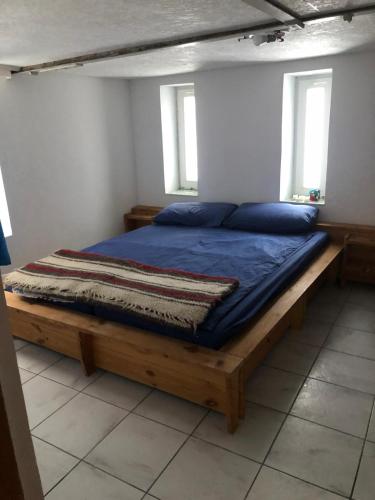 Casa Din Deal in Gârleni