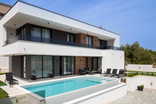 Villa with Private Pool room in Villa Infinity Gem - managed by Travel Istria
