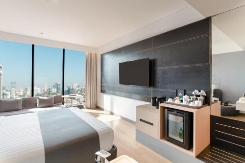Executive King Room image 1