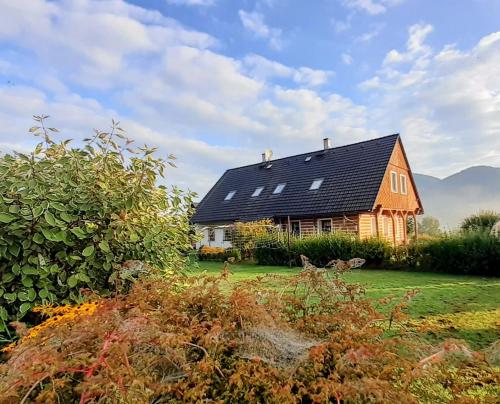 Apartmán v Chaloupce na vršku (Apartman v Chaloupce na vrsku) in Bernartice
