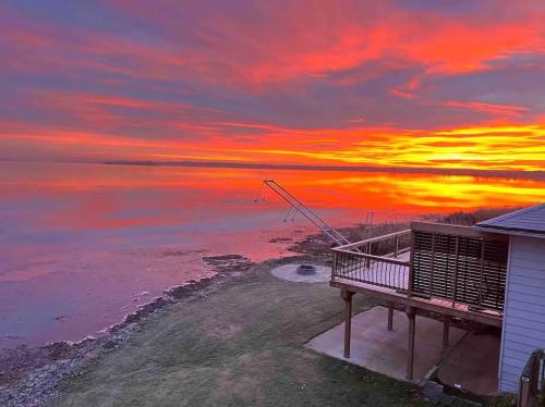 . Sun Chaser Bay