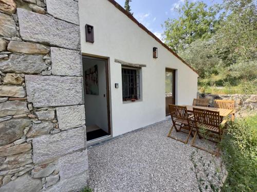 Duplex jacuzzi et table massage in L'Escarène