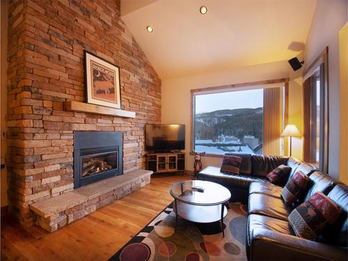 Snowblaze Condos Building A unit 33