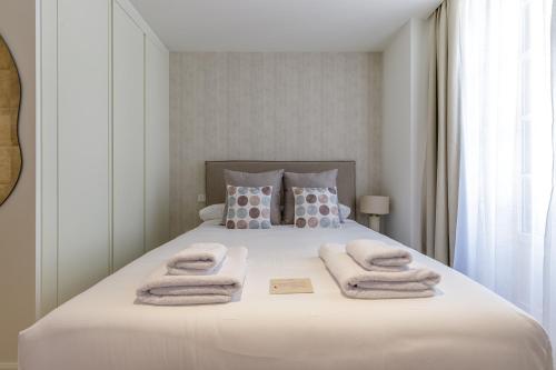 Plaza del Siglo Suites & Boutique Apartments by Caleta Homes