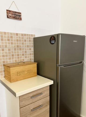 Στούντιο 40 (Στουντιο 40) in Varella