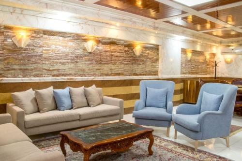 LuxuryApartmentDirectToTheNile near ibn al-As mecset