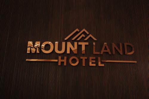 Buitenkant, Mount Land in Sultan Bathery