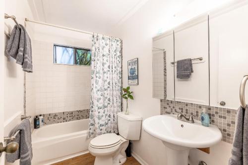 Charming Beach Apartment Your Hawaiian Getaway in Pupukea (HI)