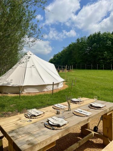 Vista exterior, Damson Bell Tent in Worcestershire