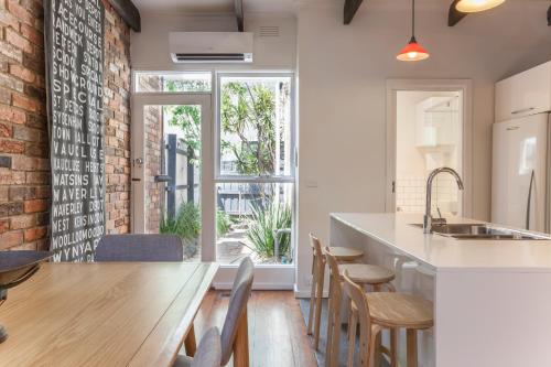 Boutique Stays Gladstone Cottage House In South Melbourne In