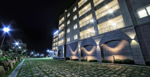 Entrance, Namhae Lapis Hotel in Changseon-myeon
