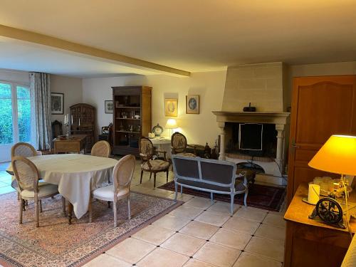 Maison Gometz in Бур-сюр-Ивет
