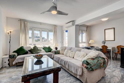 Quality apartment Sleeps 8 Airconditioned Underground parking Ultra fast WiFi