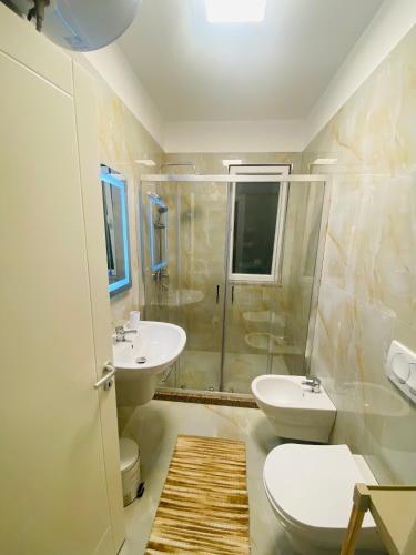 One-Bedroom Apartment image 10