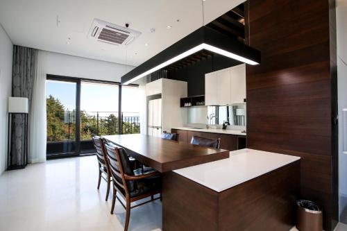 Kitchen, Namhae Lapis Hotel in Changseon-myeon