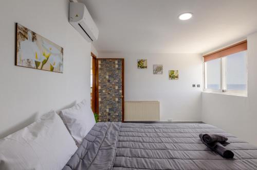 Dream Seaview Loft 4