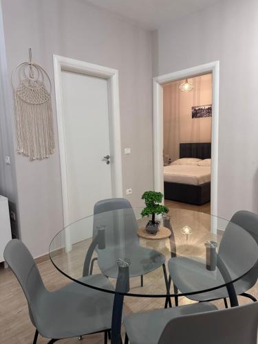 Two-Bedroom Apartment image 9