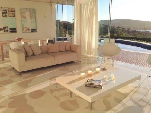 Casa com vista panoramica da Praia da Ferradura in 페라두라 비치