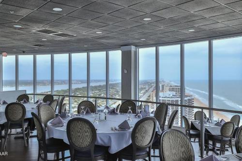 Direct Oceanview Oasis in Daytona Beach, USA