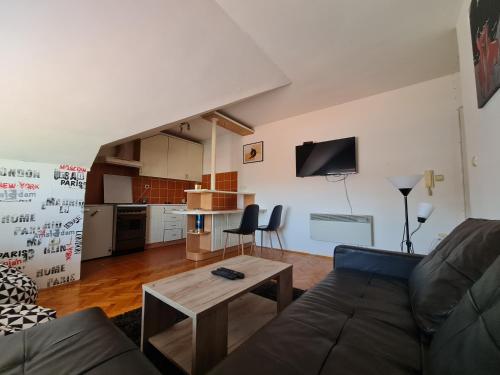 Georges in كراجوجفاك