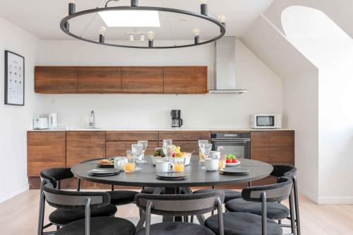 210SQM Lux Penthouse City centre next to Tivoli - image 10
