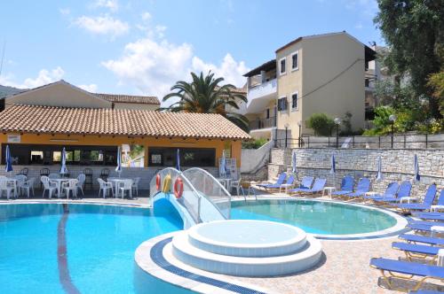 Piscina, Sunflower Apartments & Studios in Corfu Island