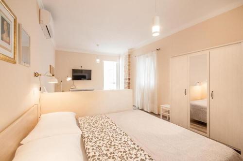 Общ салон/телевизионна зона, Apartment Karuzz 2 in Задар