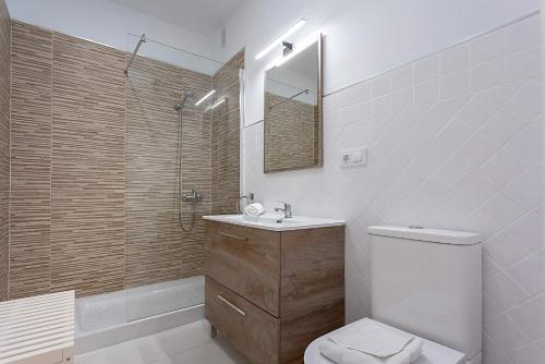 Genteel Home Santa Marta - image 5
