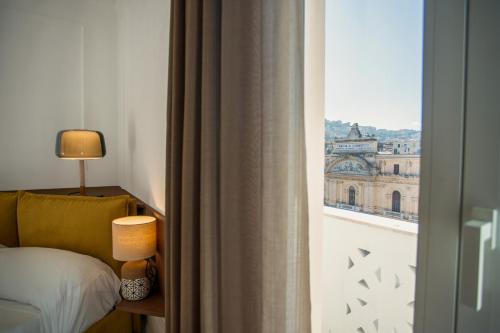 Boemì smart suites, Naples