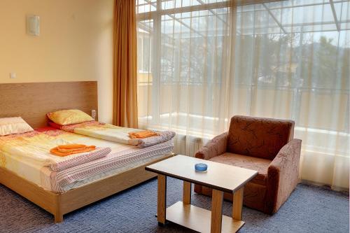 Neon Guest Rooms - image 4