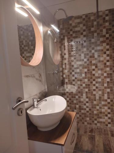 Blue Condo Otopeni 1