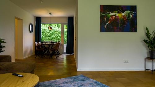 Groß, Modern, Zentrumsnah mit Parkplatz und Garten, Ulm (fotografie 2)