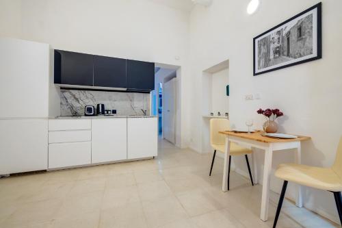 Trendy 1 Bedroom in the Heart of Valletta, Валетта (фото 8)