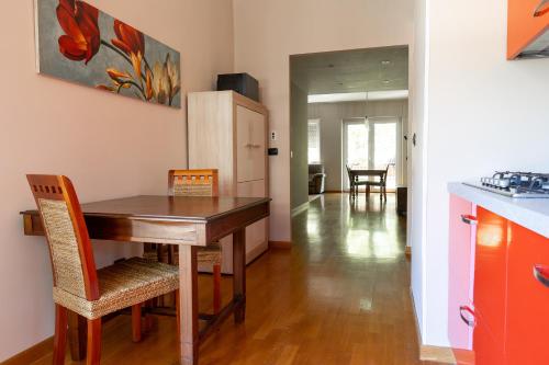 Beethoven Luxury Apartment - image 10