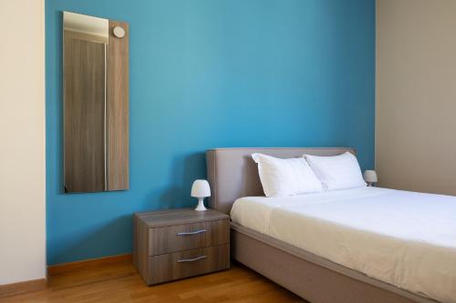 Beethoven Luxury Apartment - image 13