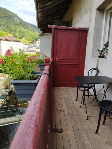 Balkons/terase, gîte Couleur Cuivre (gite Couleur Cuivre) in Cerdon
