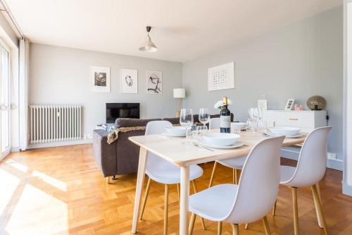 Bambou YourHostHelper in Herouville-Saint-Clair
