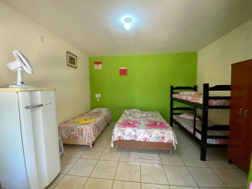 1 double bed, 4 bunk beds