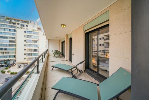 Apartment with Terrace image 4