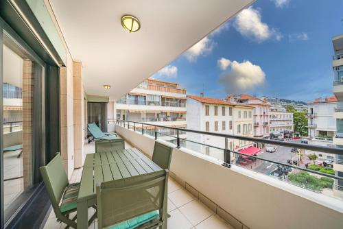Apartment with Terrace image 3