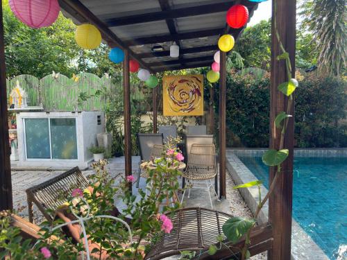 Comfy Boutique House 2