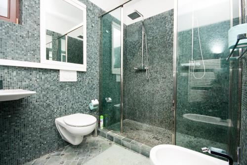 Luxury Loft - image 2