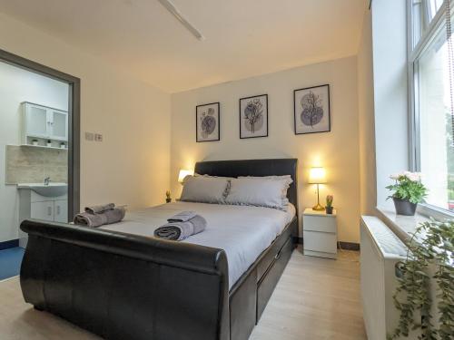 Room Near City Centre Private Bath Free Parking, Liverpool (photo 9)